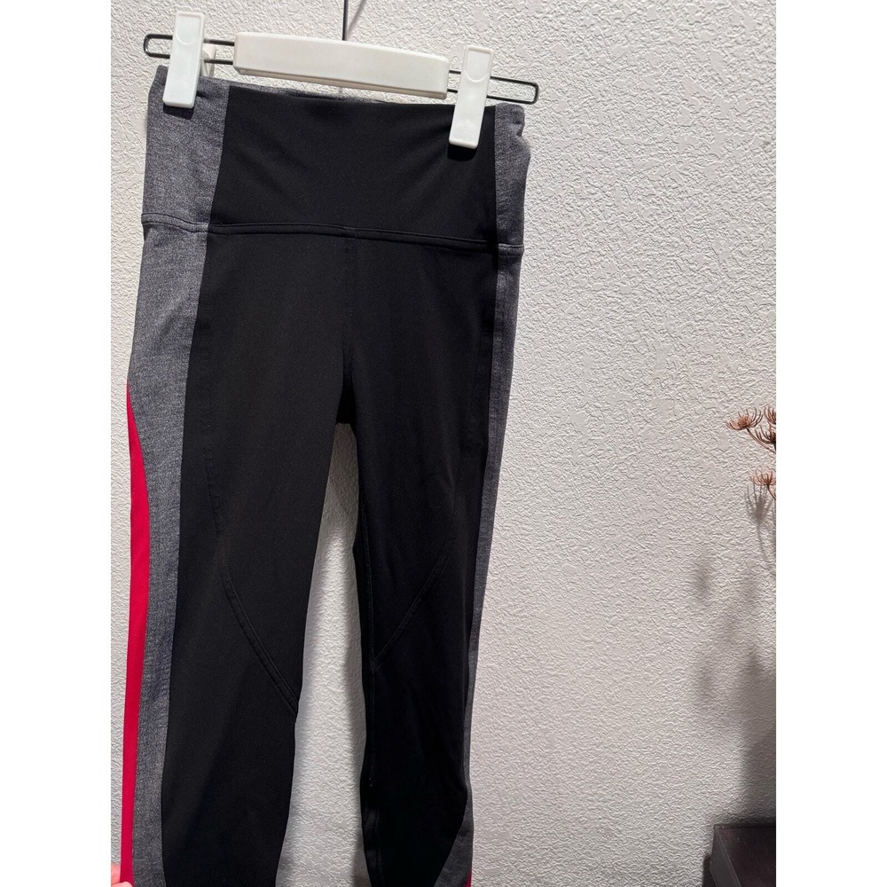 Lululemon Get Going Train‎ Tight 28 Leggings Women Size 2 Workout Yoga